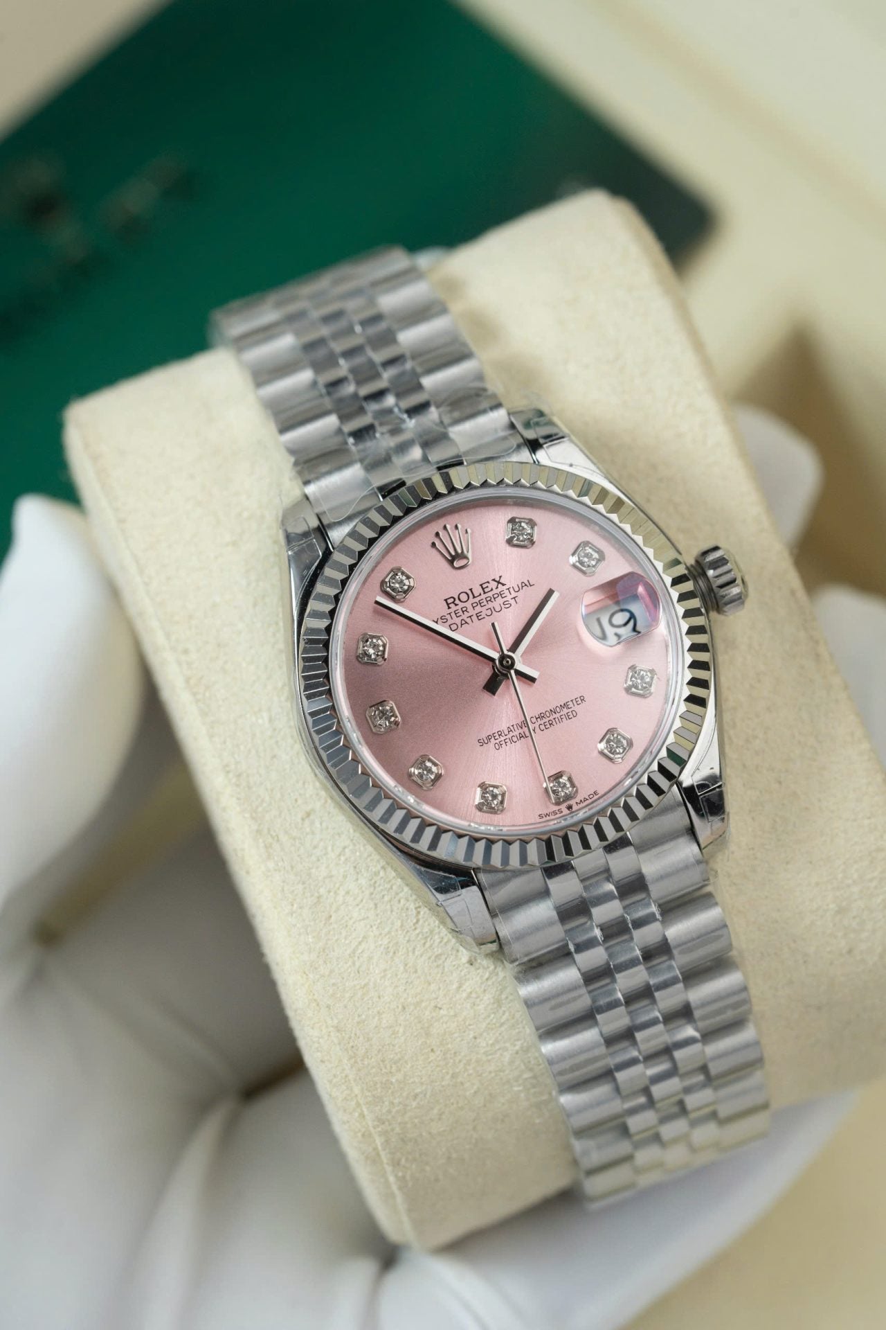 Rolex Datejust 31 Fluted Pink /Diamond