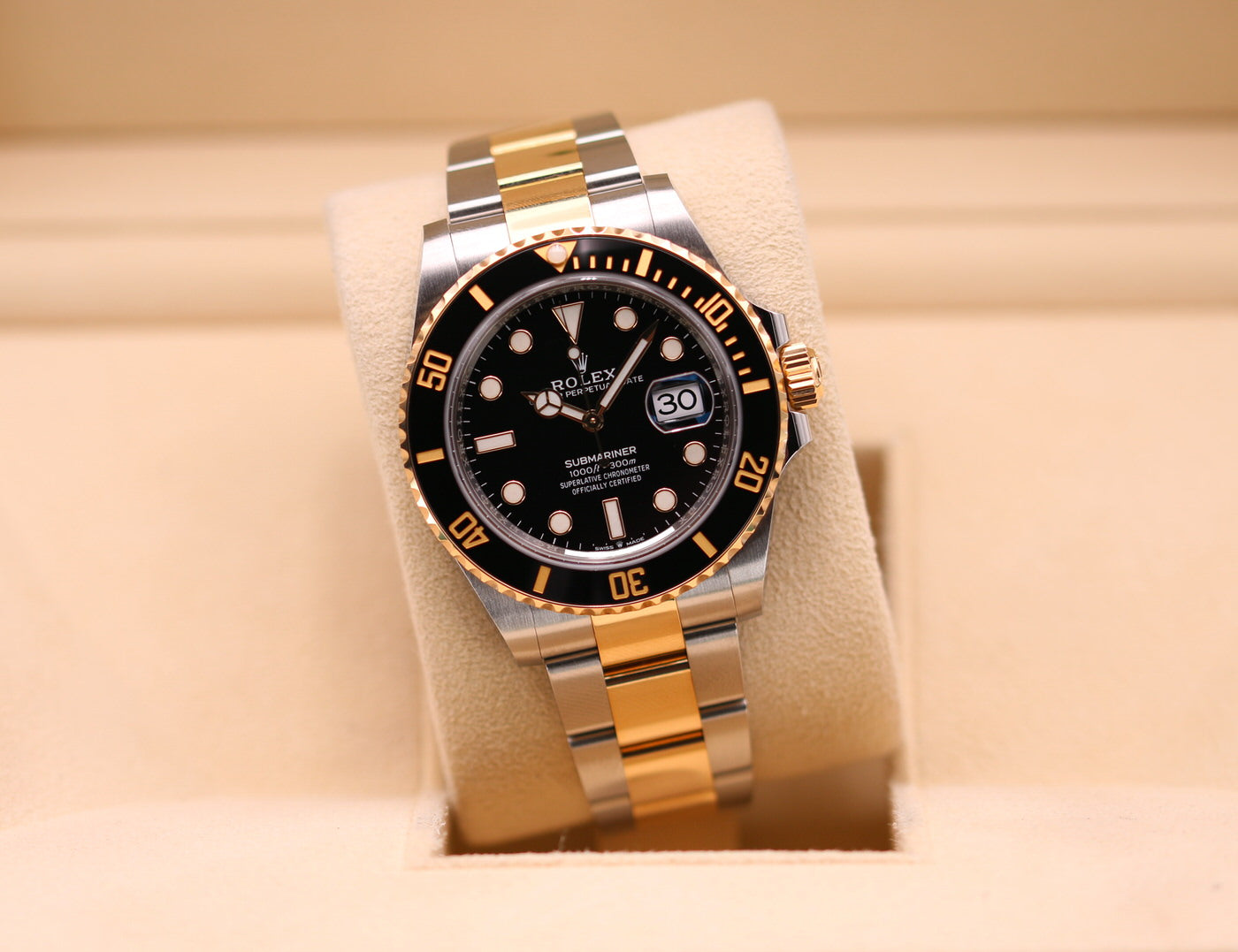 ROLEX SUBMARINER BLACK AND GOLD