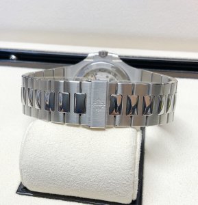 Patek Philippe Nautilus 7118/1A-010 Ladies