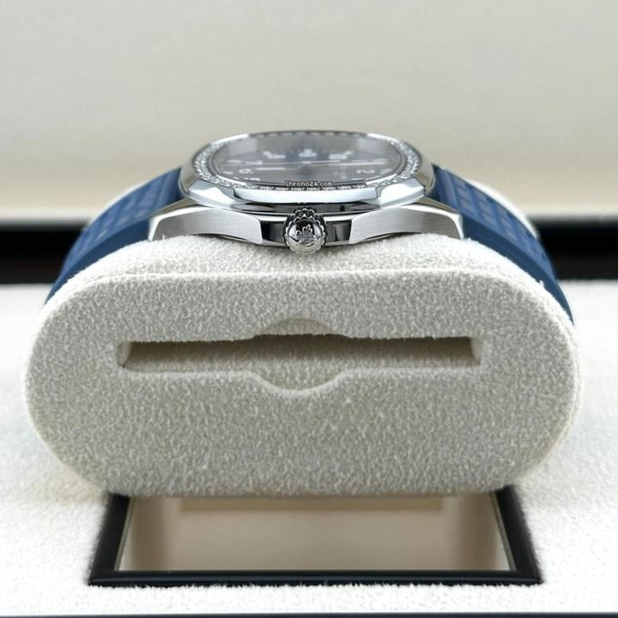 Patek Philippe Aquanaut Luce 5067A-022 Ladies