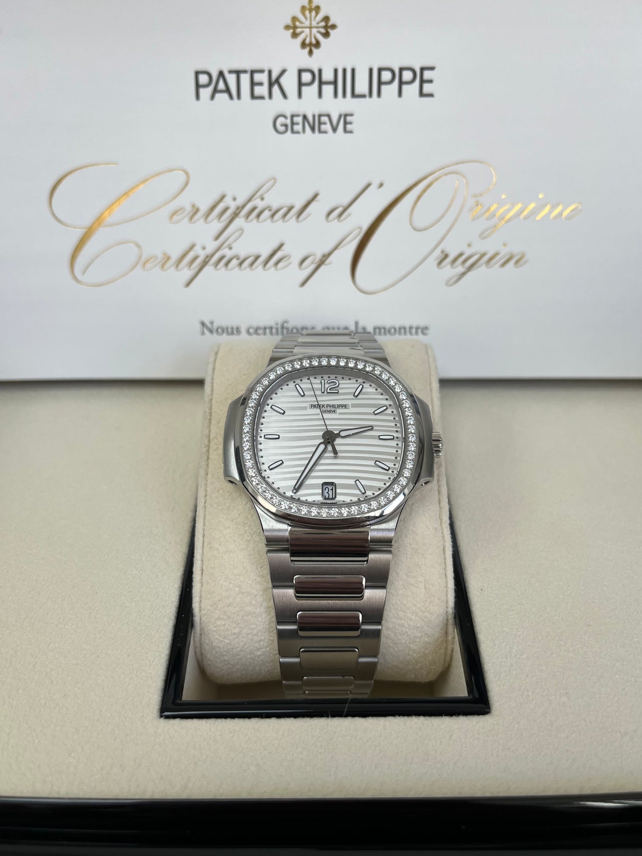 Patek Philippe Nautilus 7118/1200A-010 'Ladies'