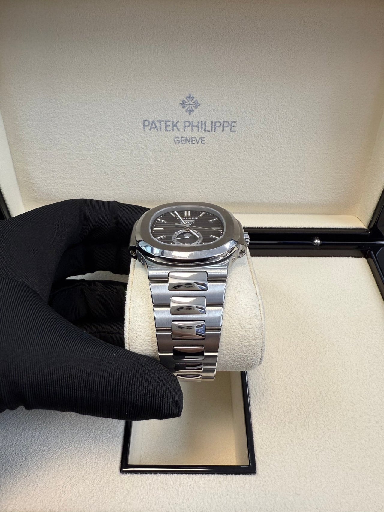 Patek Philippe Nautilus 5726/1A-001