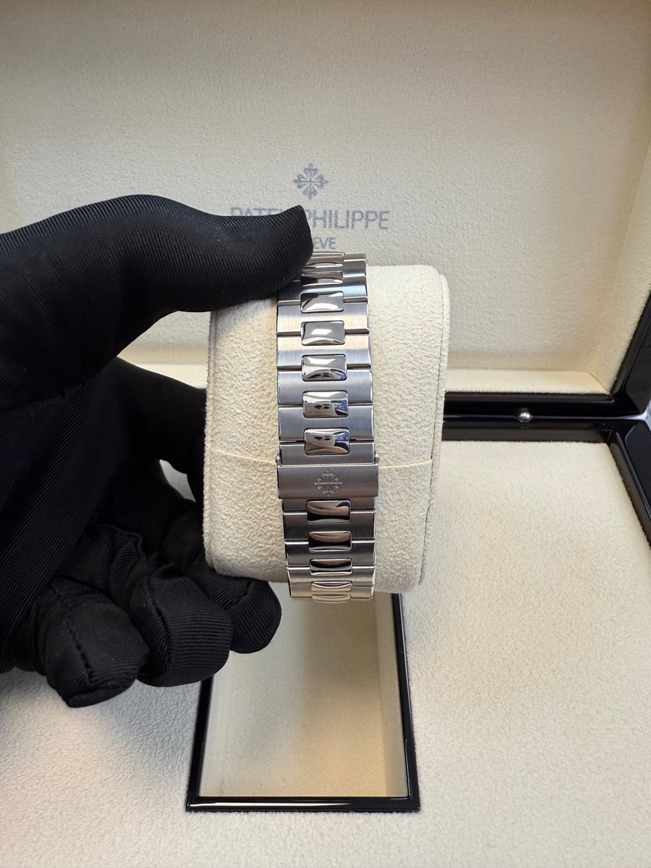 Patek Philippe Nautilus 5726/1A-001