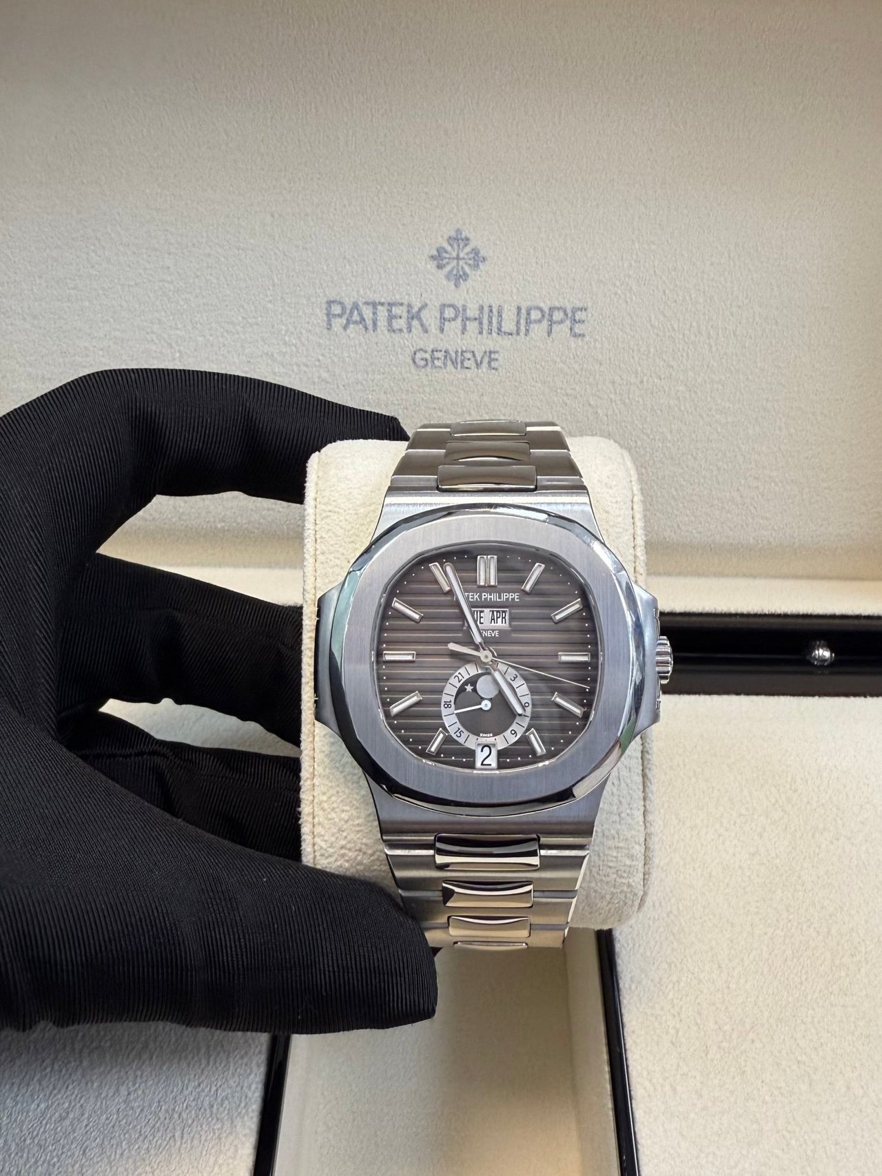 Patek Philippe Nautilus 5726/1A-001